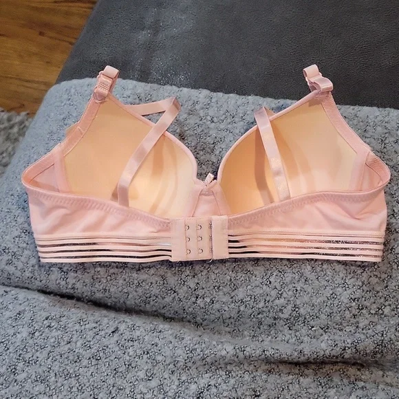 Sofra Bra - Picture 7 of 10